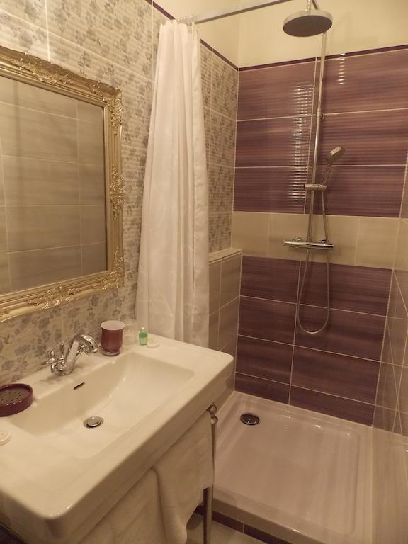 Hotel Domaine La Vigie Pont-Saint-Esprit Zimmer foto
